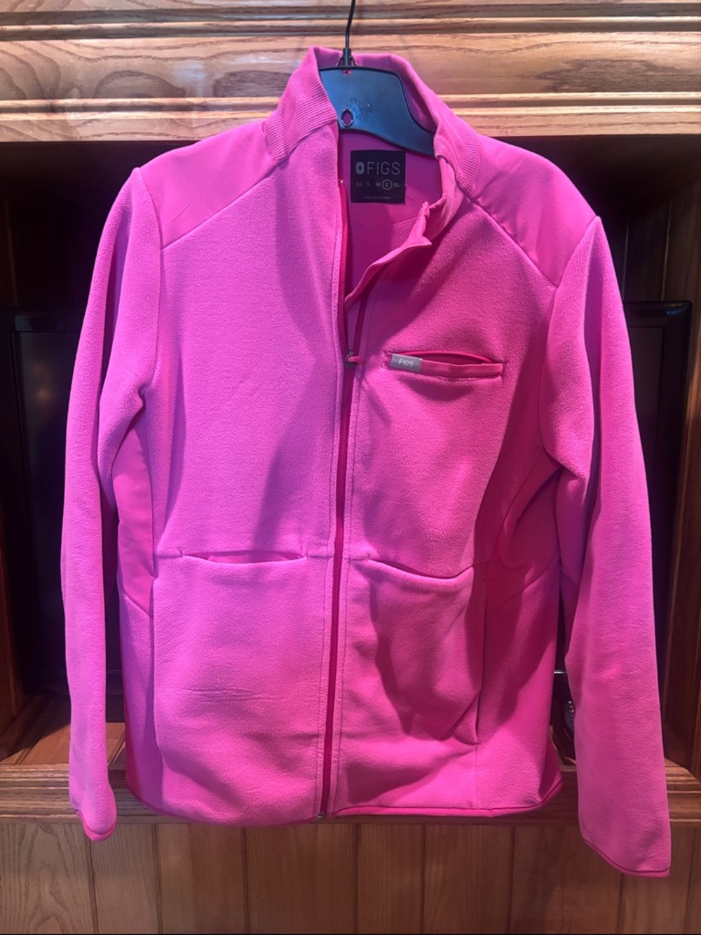 Figs on shift jacket